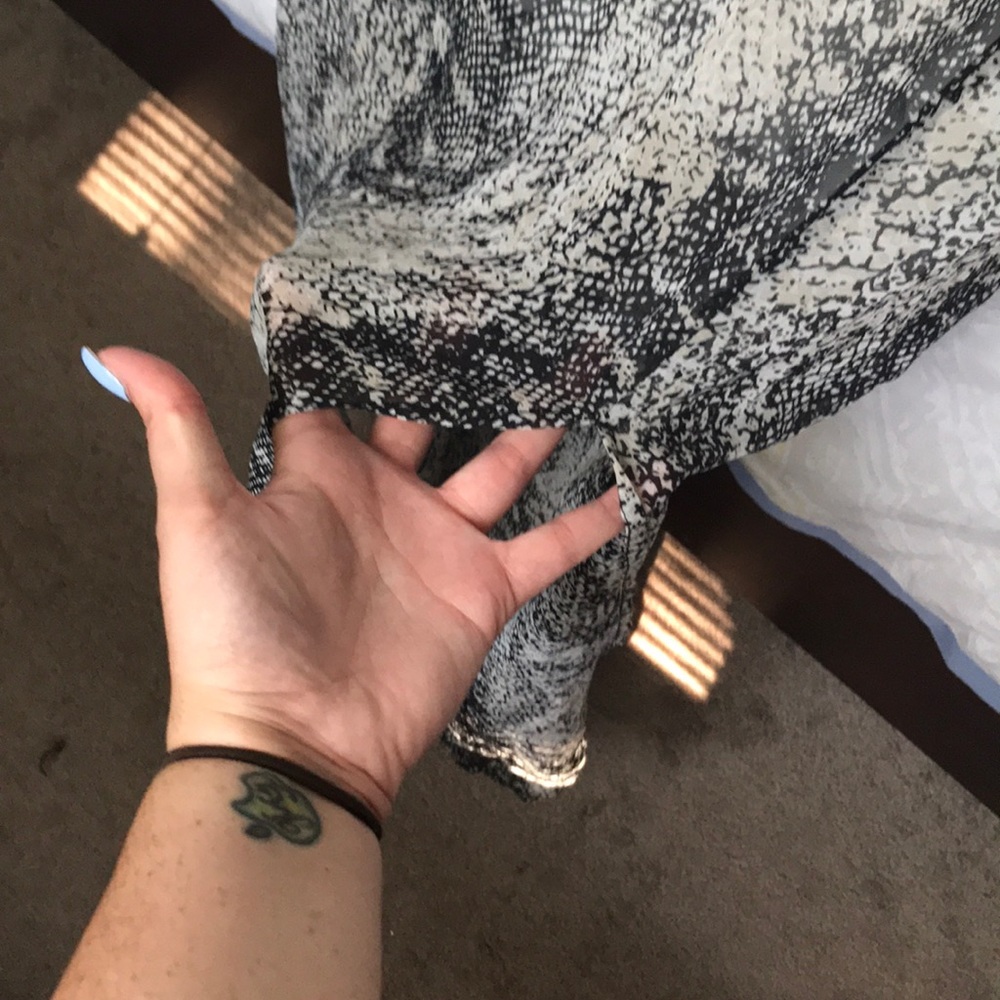 Dress - Picture 4 of 6